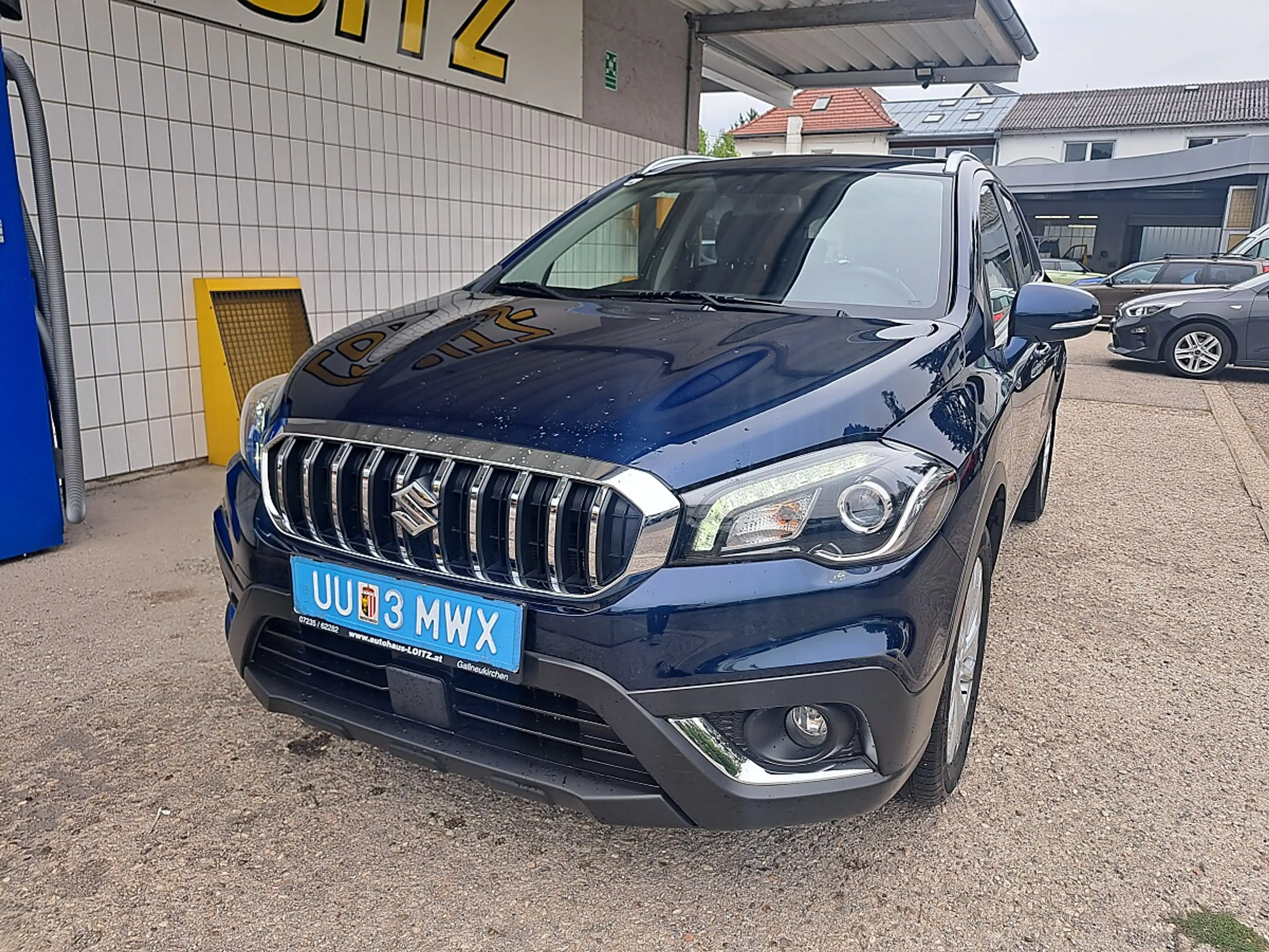 Suzuki SX4 S-Cross 1,0 DITC 4WD shine — photo 2