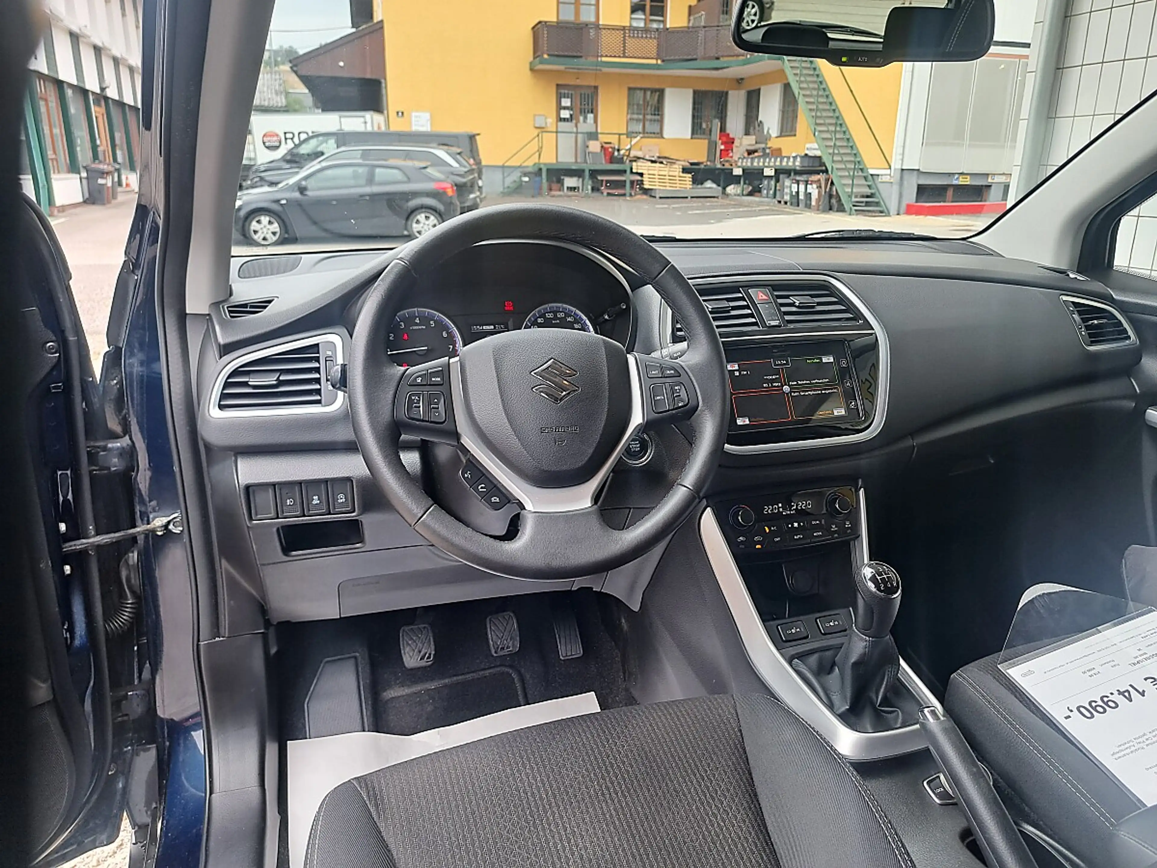 Suzuki SX4 S-Cross 1,0 DITC 4WD shine — photo 11