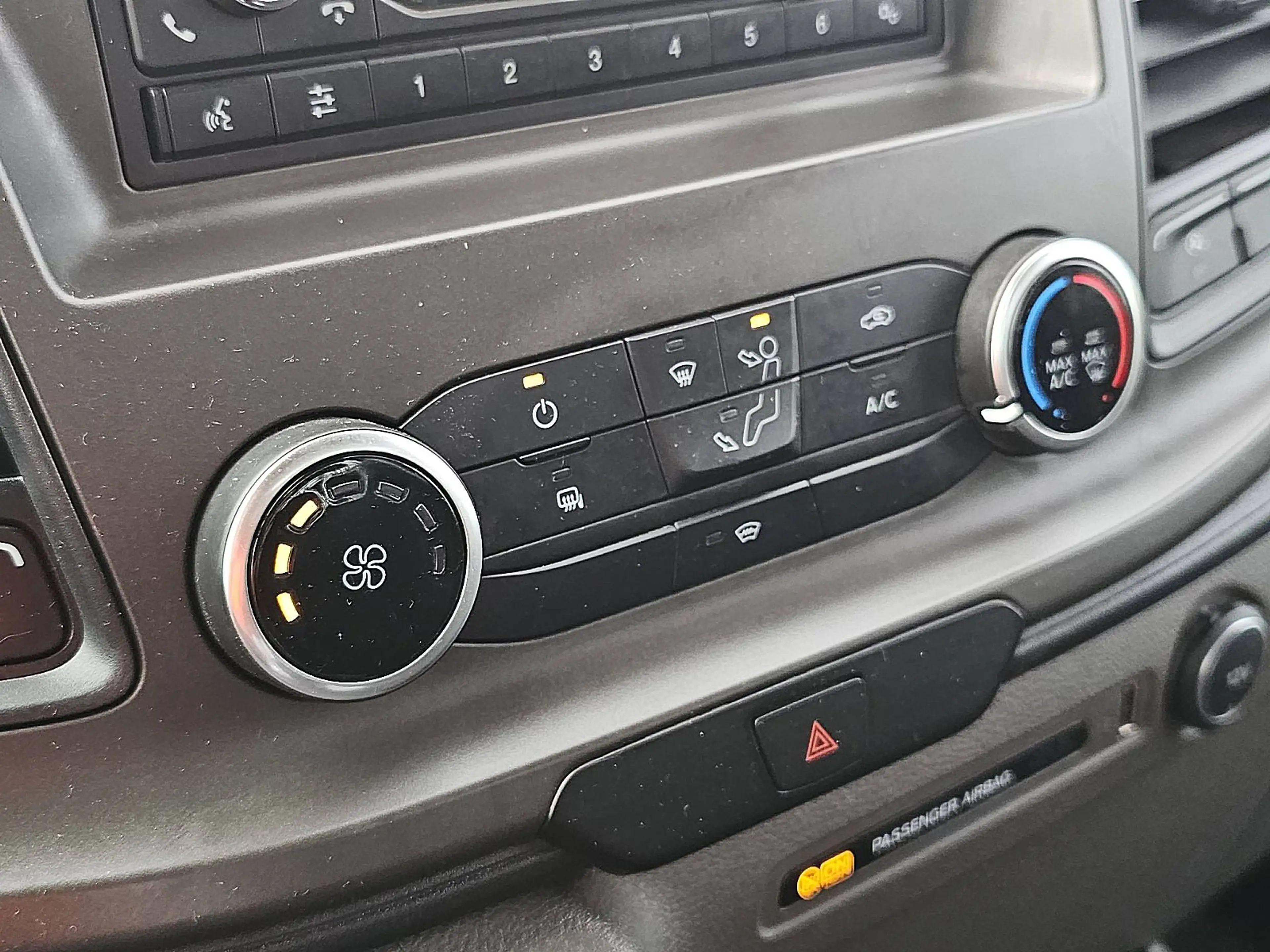 Ford Transit 330 2.0 L2H1 Open Laadbak Cruise control, Airco, E — photo 10