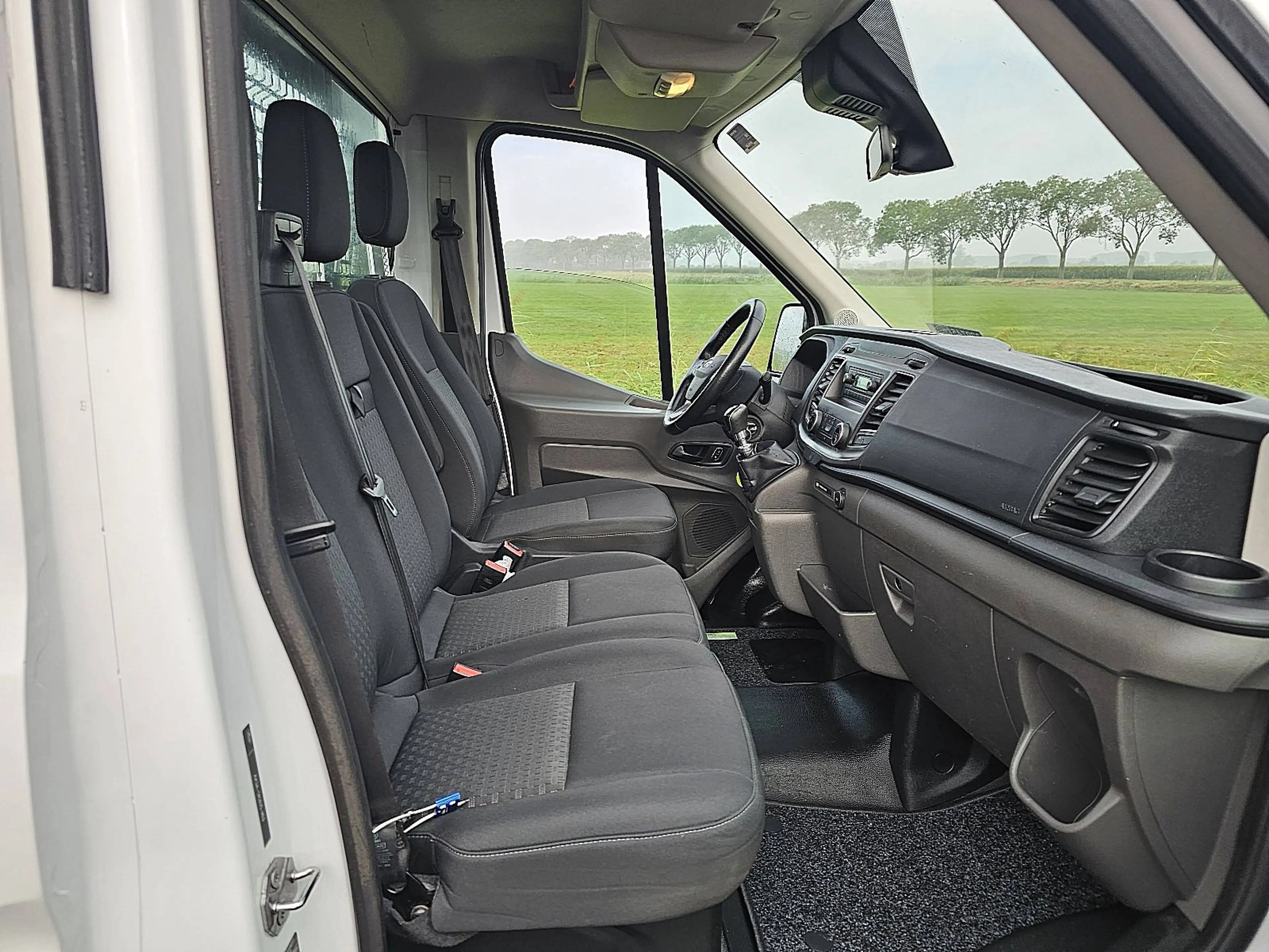 Ford Transit 330 2.0 L2H1 Open Laadbak Cruise control, Airco, E — photo 9