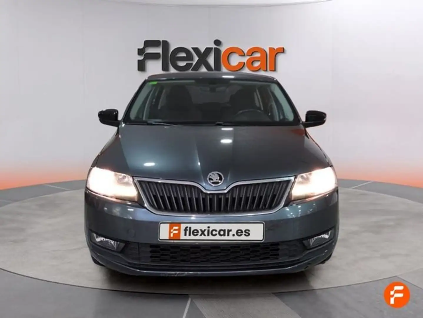 Skoda Rapid/Spaceback 1.0 TSI Ambition 81kW Gris - 2