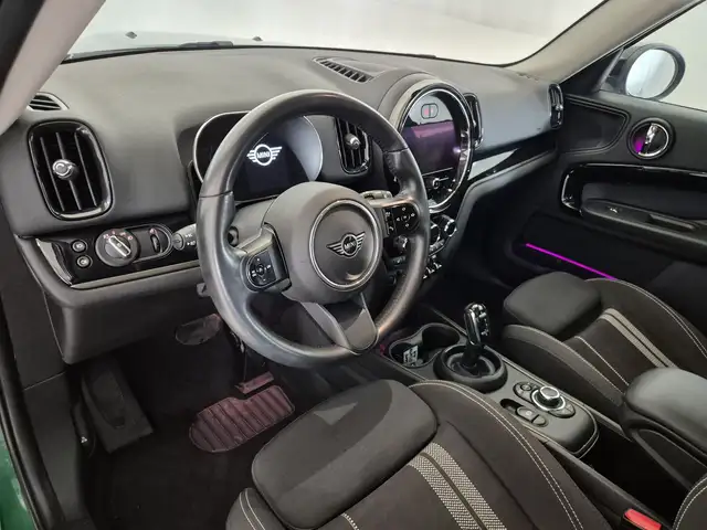 MINI Countryman view 7