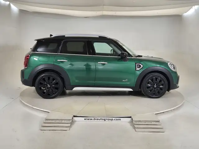 MINI Countryman view 6