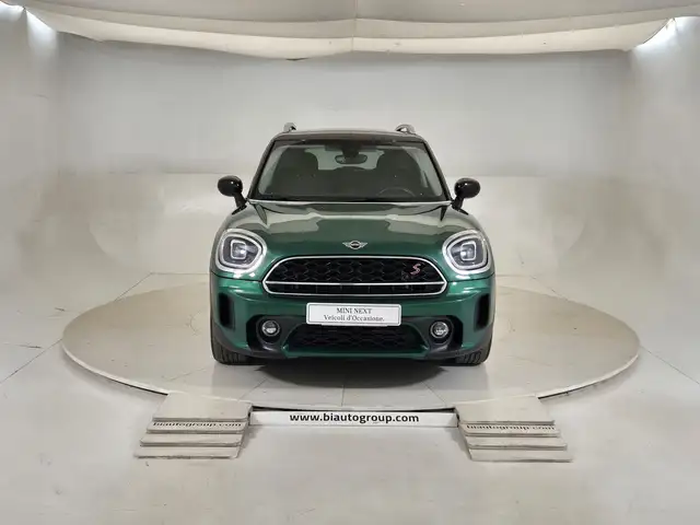 MINI Countryman view 3