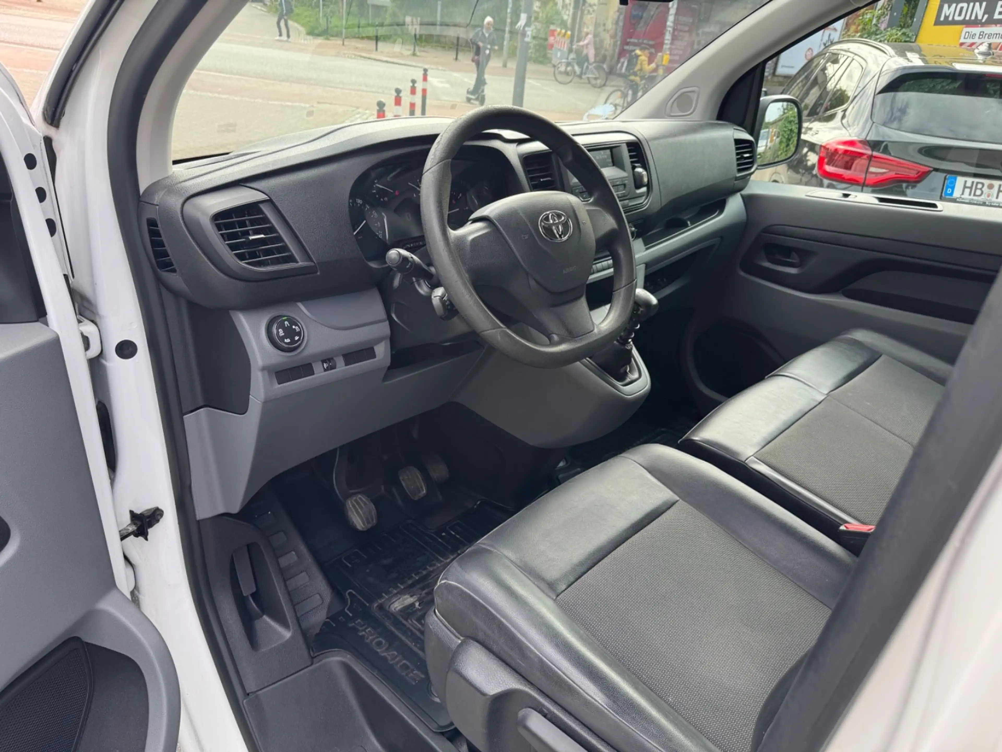 Toyota Proace L2 Kasten Comfort*Klima* — photo 10