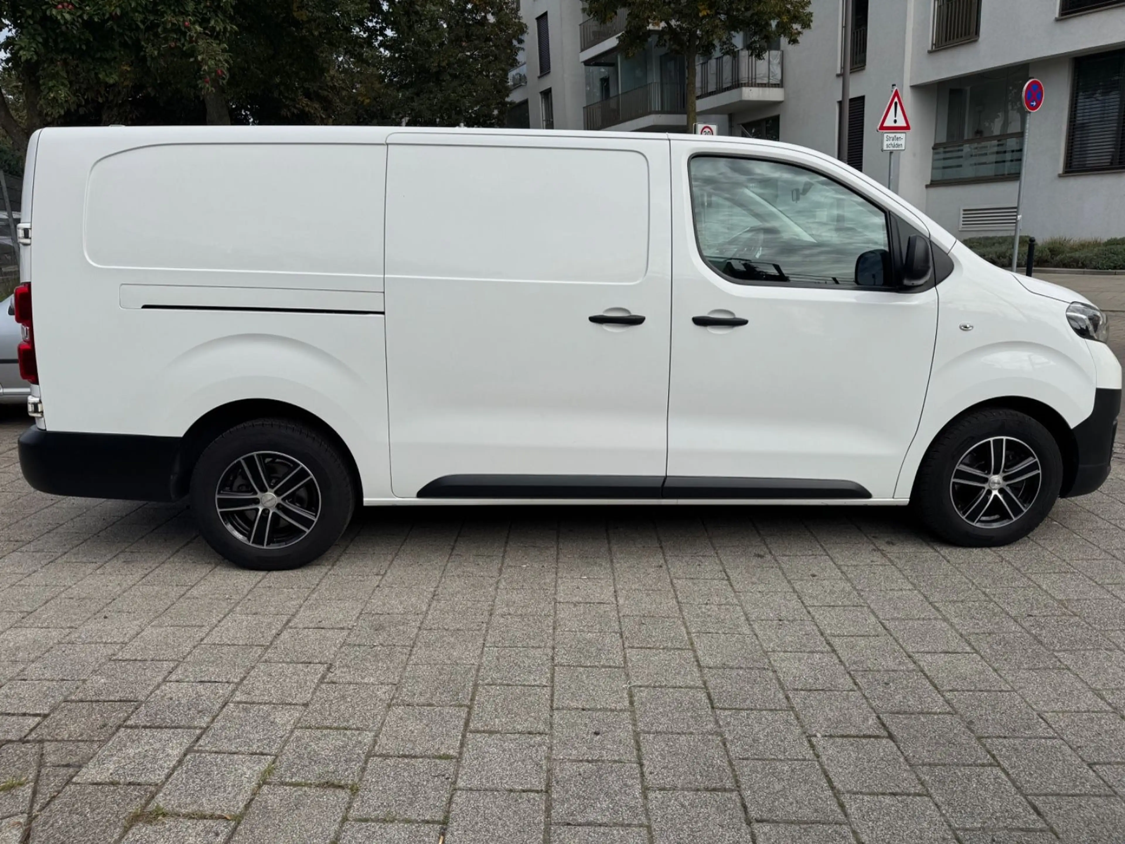 Toyota Proace L2 Kasten Comfort*Klima* — photo 5