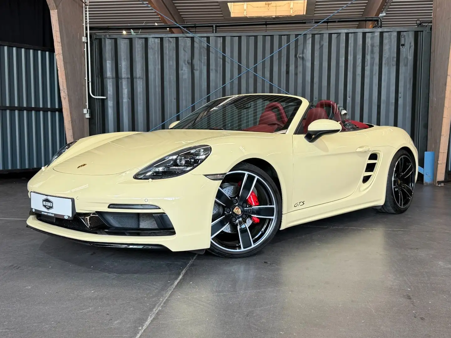 Porsche Boxster 718 Boxster GTS (PTS|Bose|Sportabgasanlage) Beige - 1