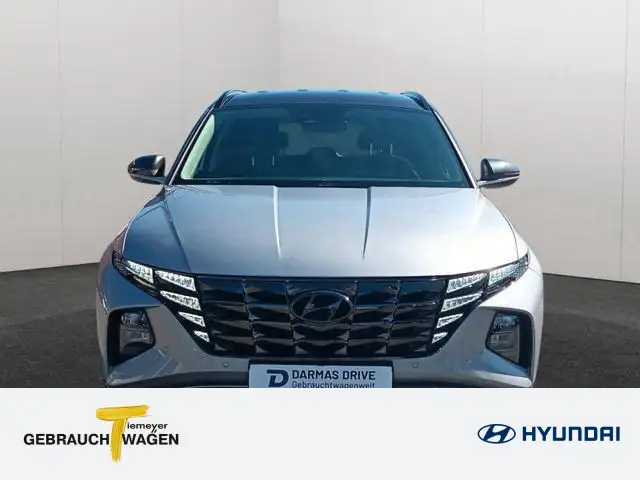 Hyundai Tucson view 2
