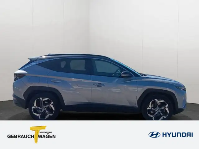 Hyundai Tucson view 4