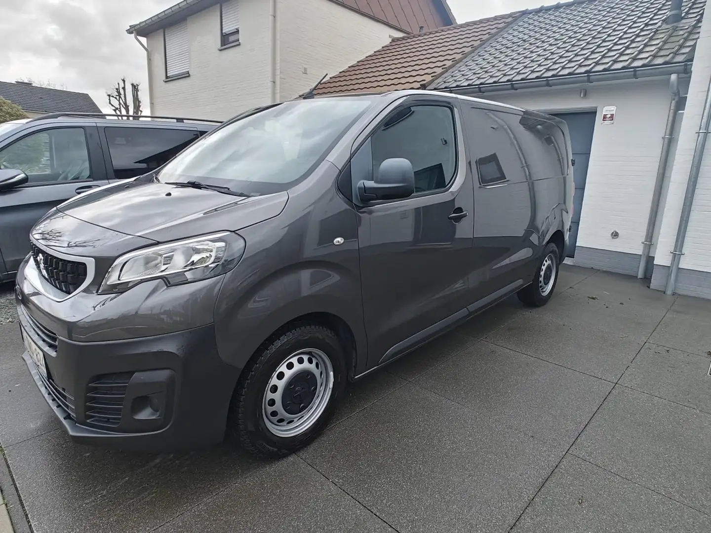 Peugeot Expert L2H1 - 1