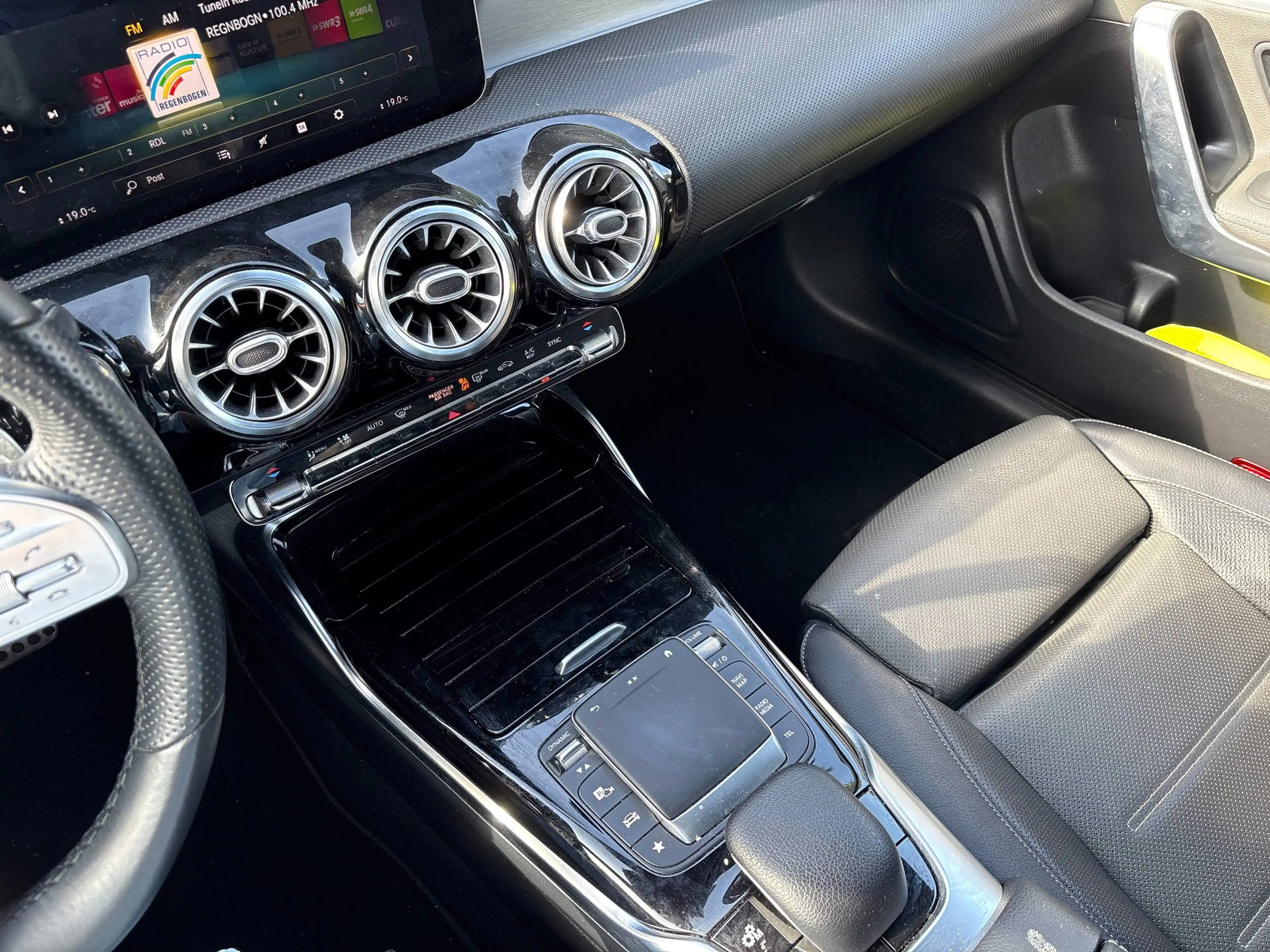 Mercedes-Benz CLA 35 AMG Shooting Brake 4Matic Speedshift 7G-DCT — photo 10