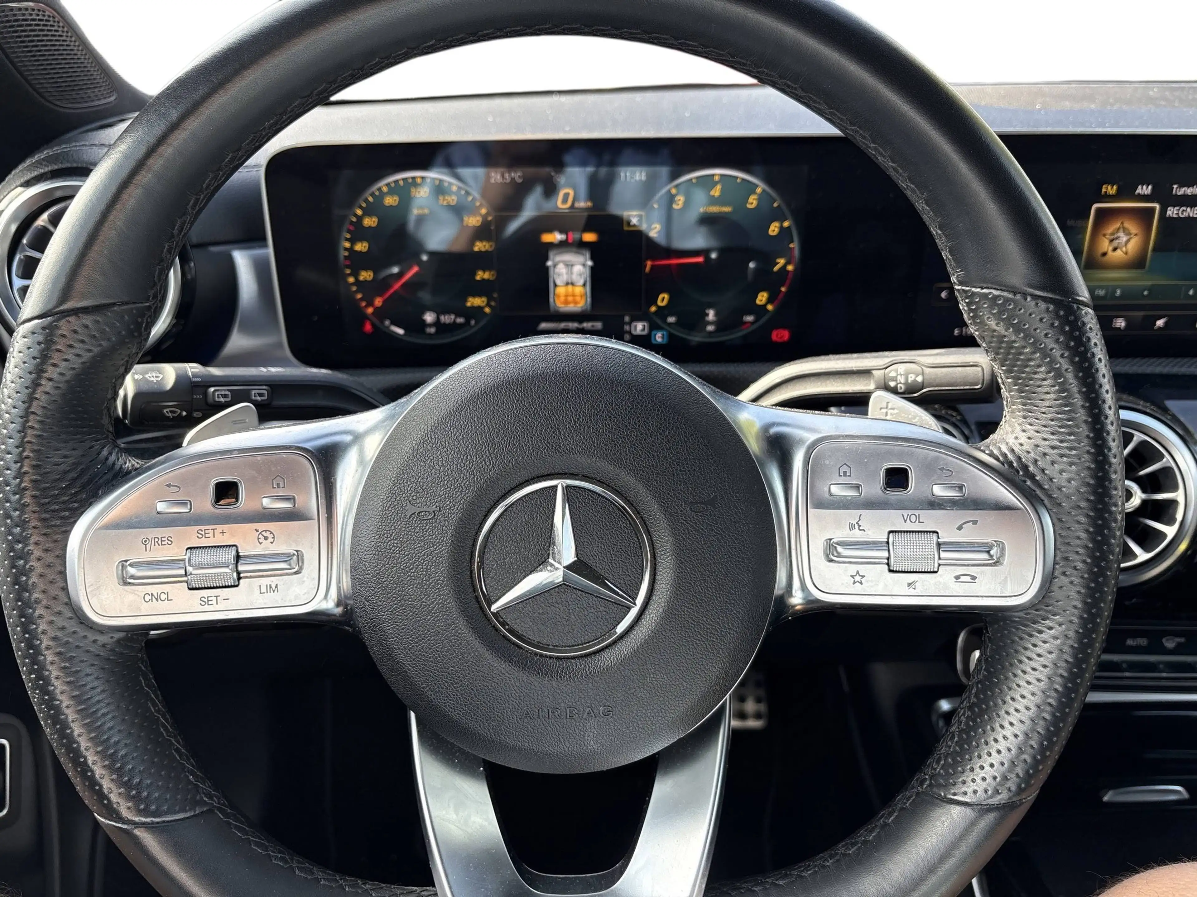 Mercedes-Benz CLA 35 AMG Shooting Brake 4Matic Speedshift 7G-DCT — photo 9