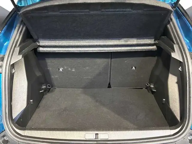 Peugeot 2008 view 7