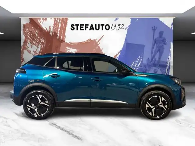 Peugeot 2008 view 3