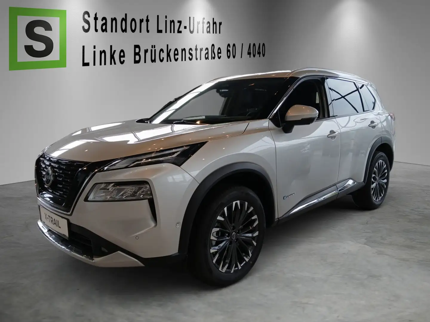 Nissan X-Trail X-TRAIL Tekna T33A 1.5 VC-T e-4orce 214PS 7S Silber - 1