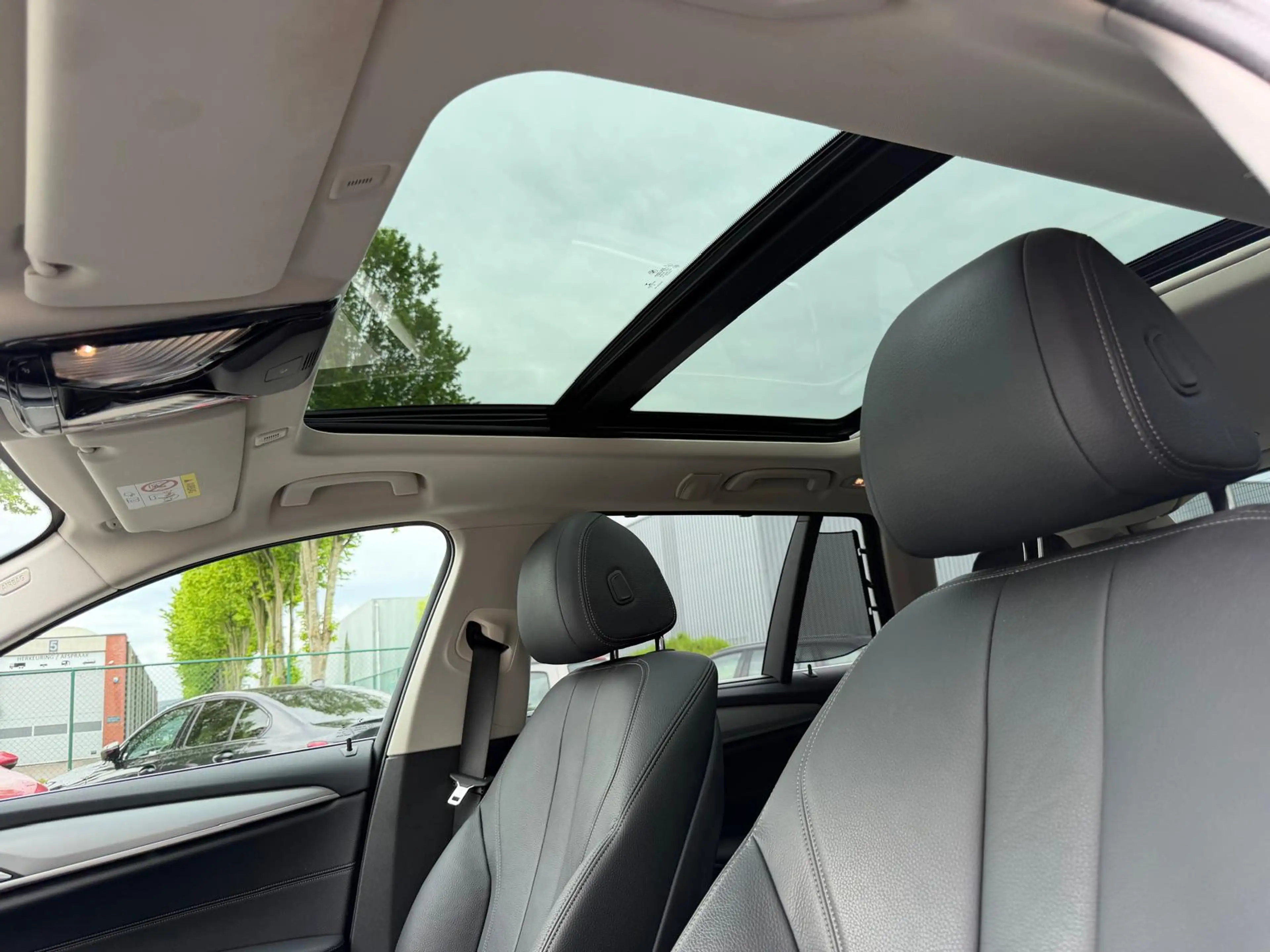 BMW 518 Touring 518 dA AdBlue Pano dak — photo 4
