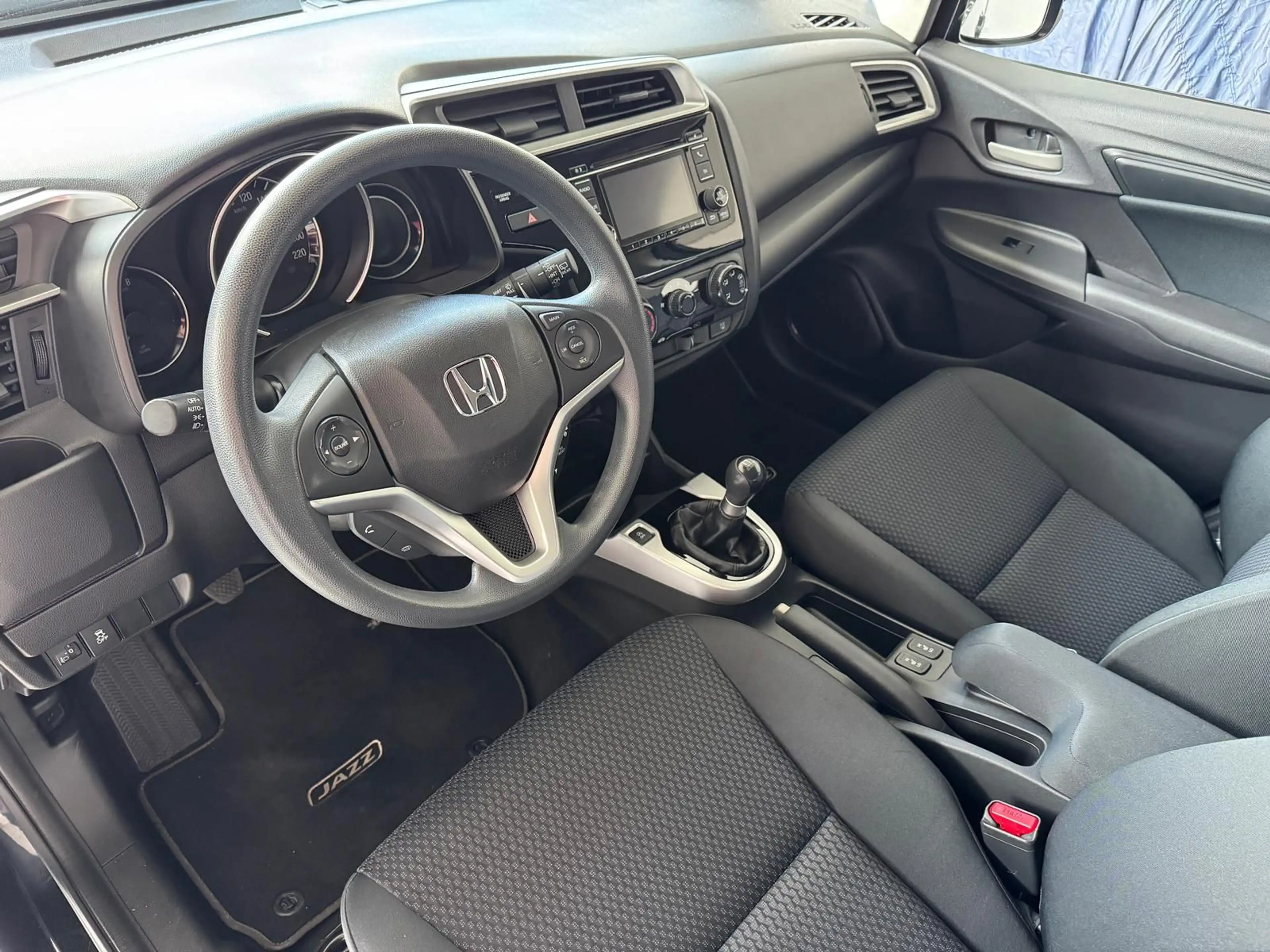 Honda Jazz 1.3 i-VTEC SHZ Alu Trend — photo 11