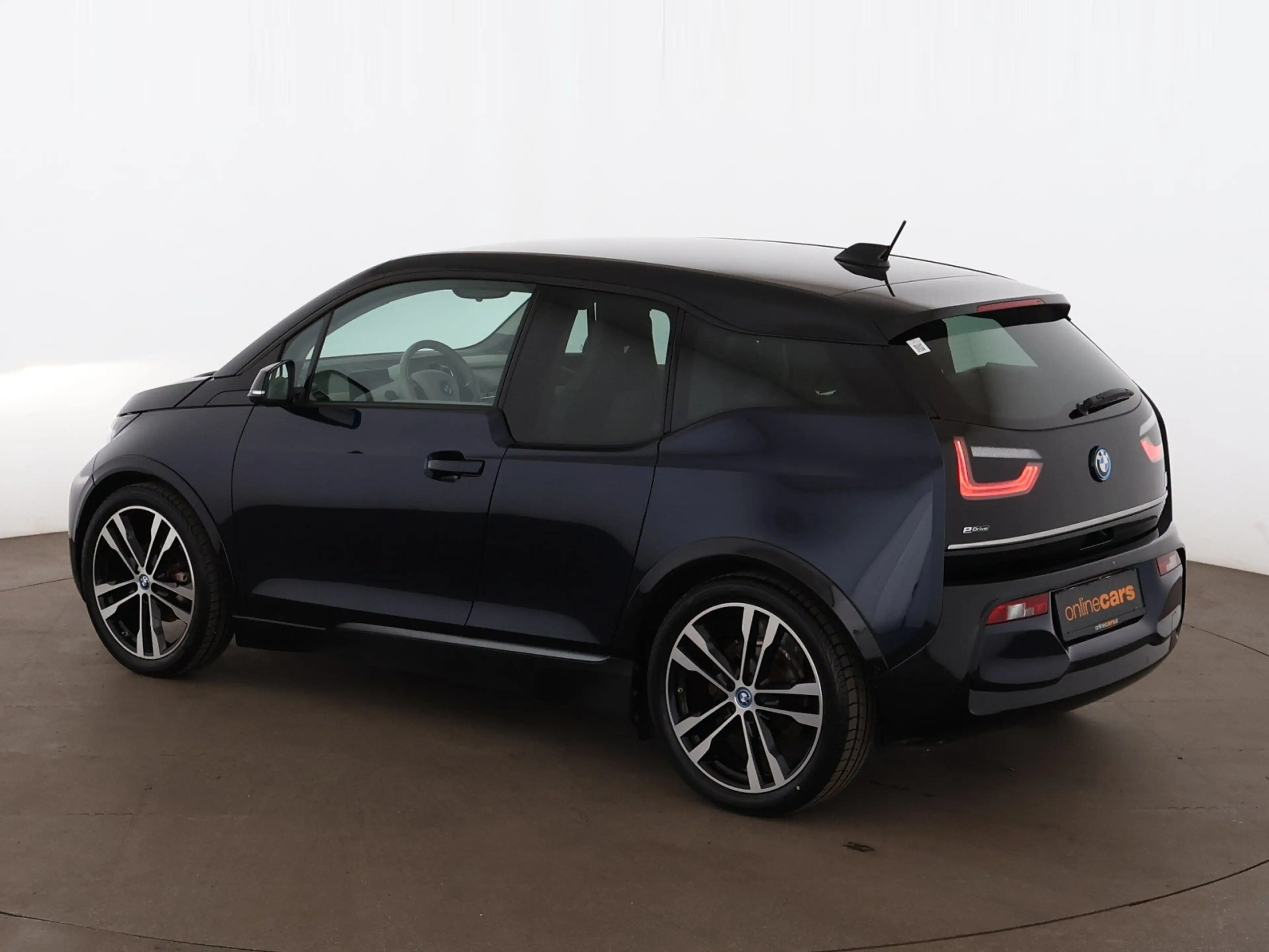 BMW i3 s 120Ah Aut LED NAV H&K LEDER WAERMEPUMPE R-CAM — photo 6