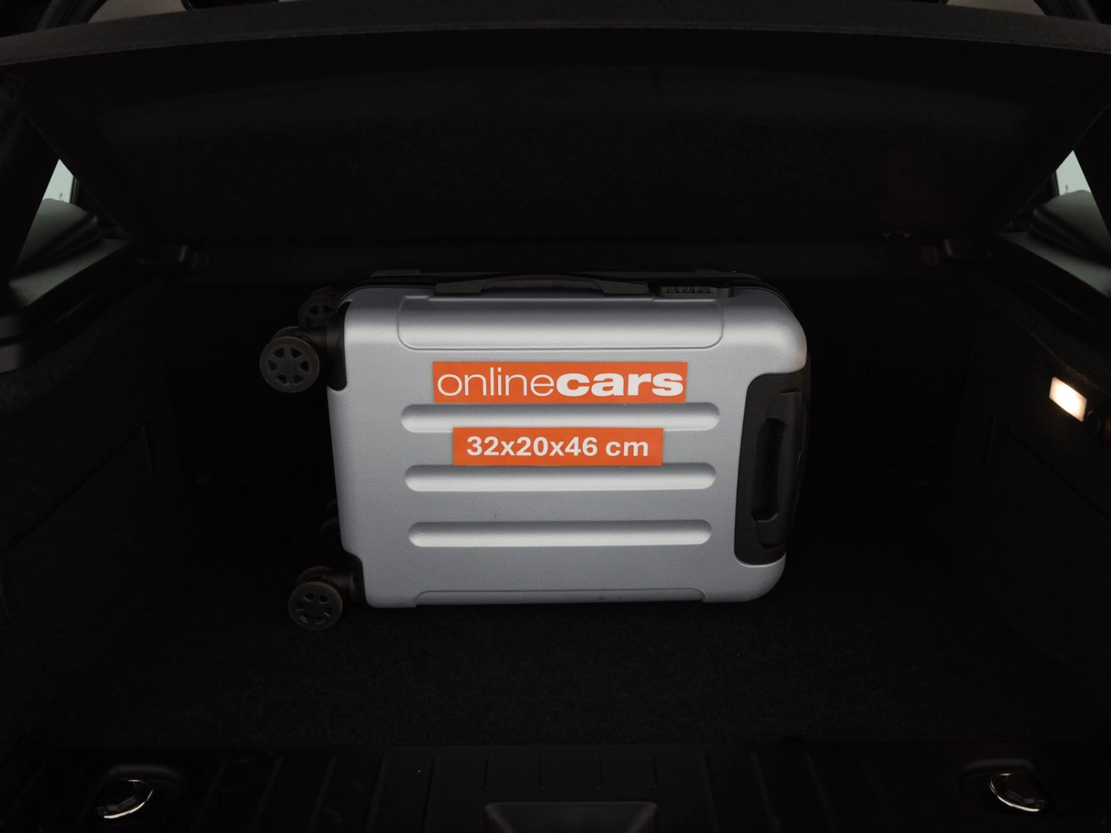 BMW i3 s 120Ah Aut LED NAV H&K LEDER WAERMEPUMPE R-CAM — photo 25