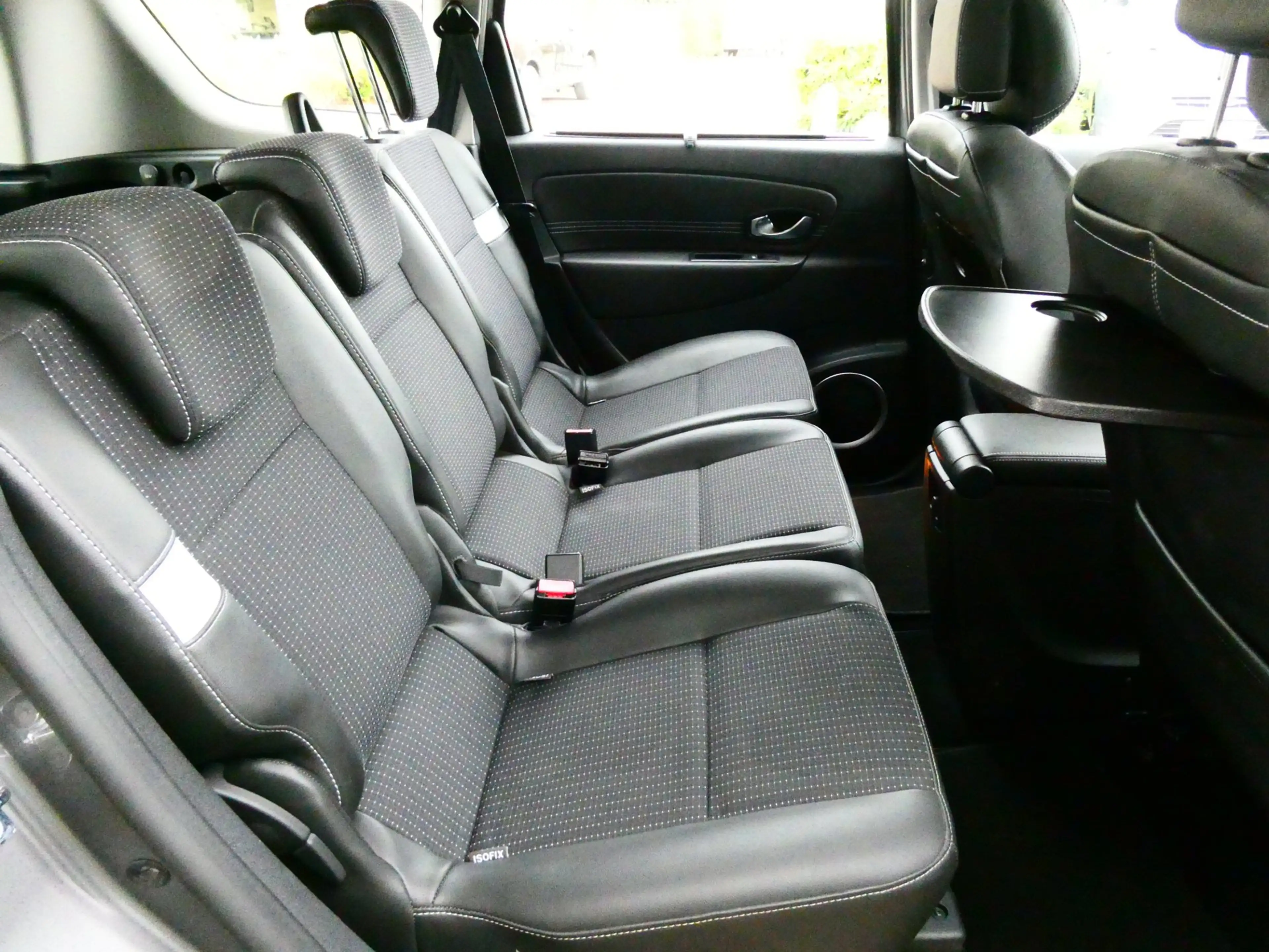Renault Grand Scenic 2.0i 140pk Automaat Clima Navi PDC Trekhaak 1300kg — photo 18