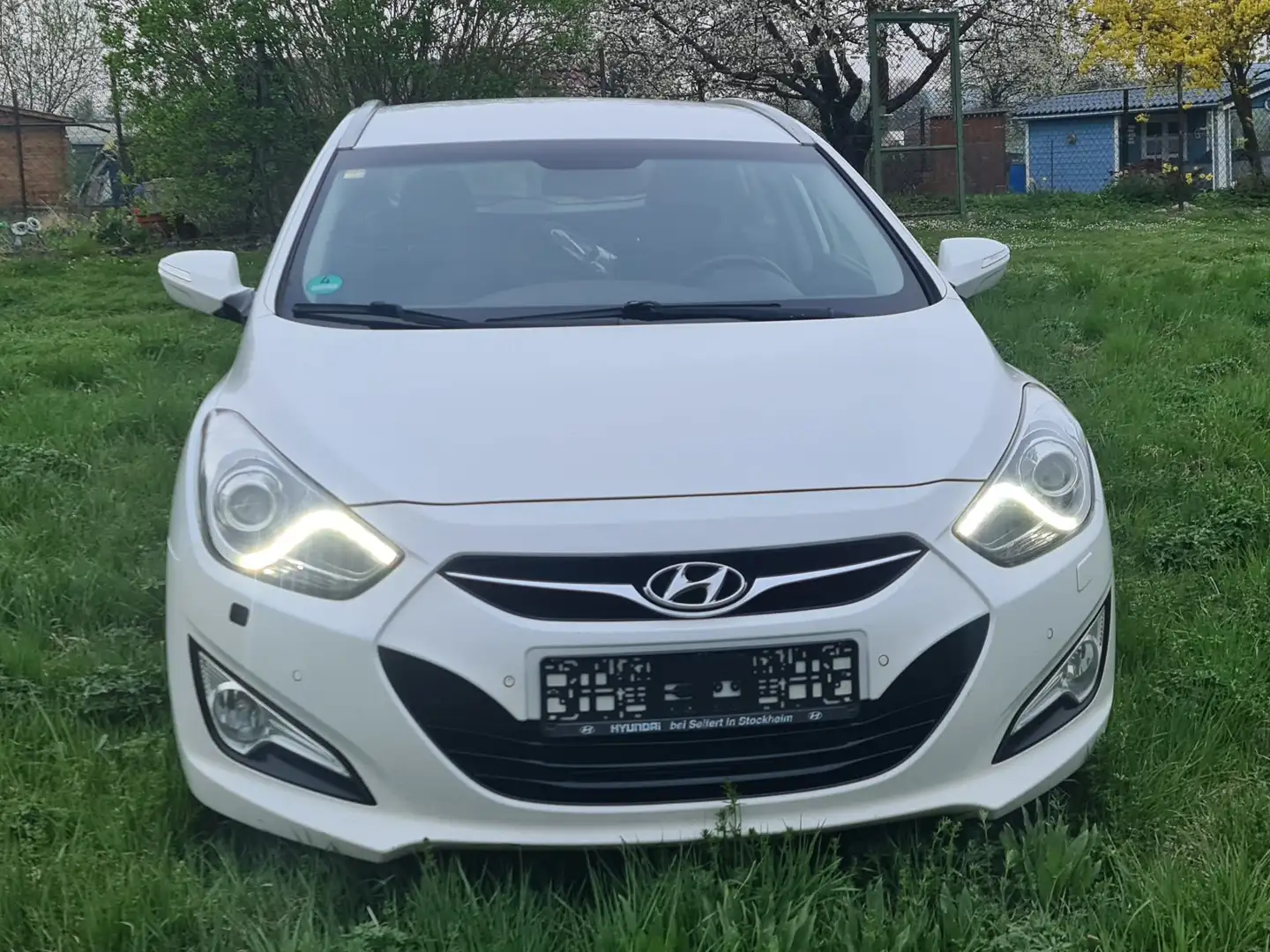 Hyundai i40 i40cw Diesel i40cw 1.7 CRDi Automatik Style Weiß - 2