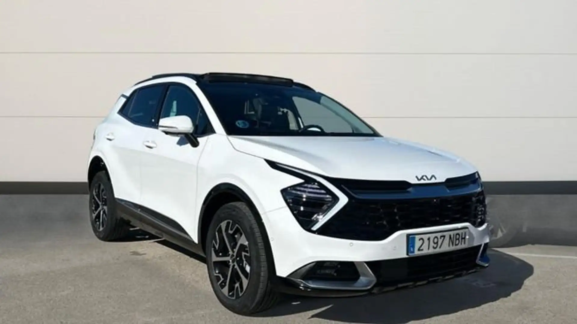 Kia Sportage 1.6 T-GDI HEV TECH AUTO 215 5P Blanco - 1