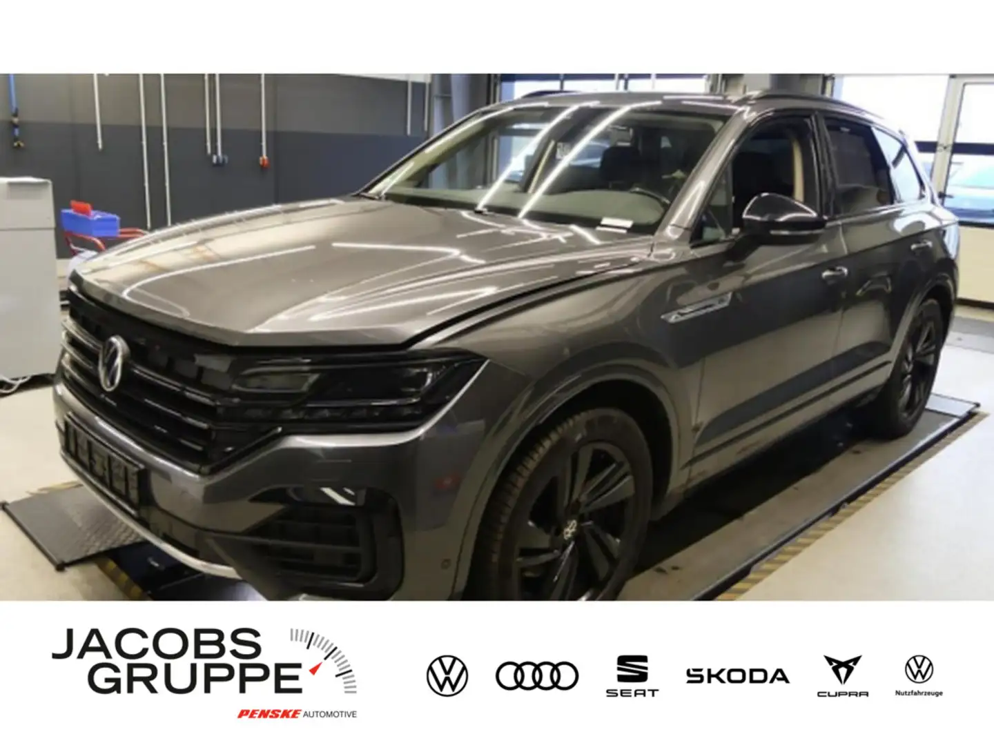 Volkswagen Touareg 3.0 TDI Atmosphere 4Motion Dynaudio*Kamera*IQ-Light * Grau - 1
