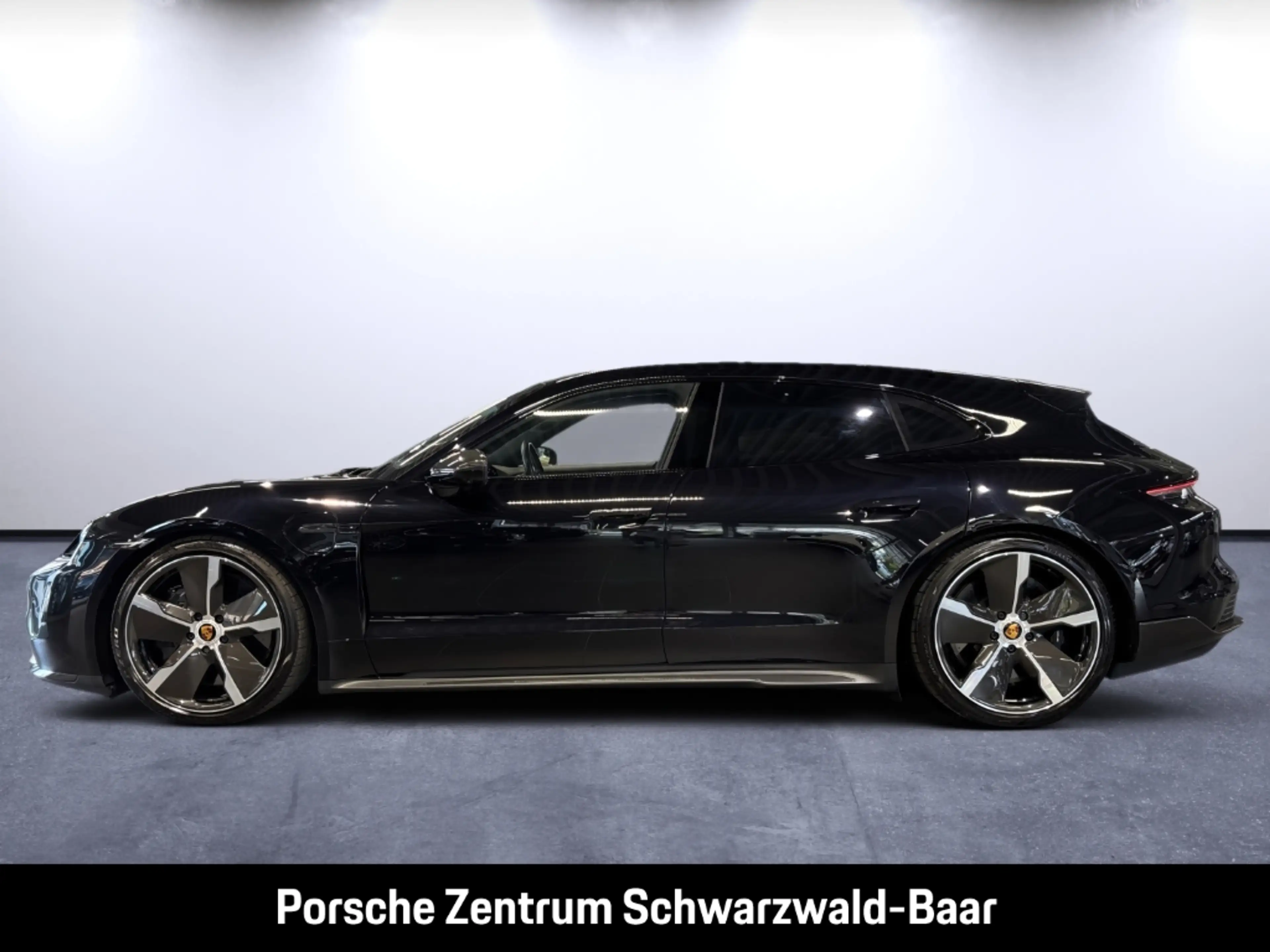 Porsche Taycan Turbo S Sport Turismo — photo 2