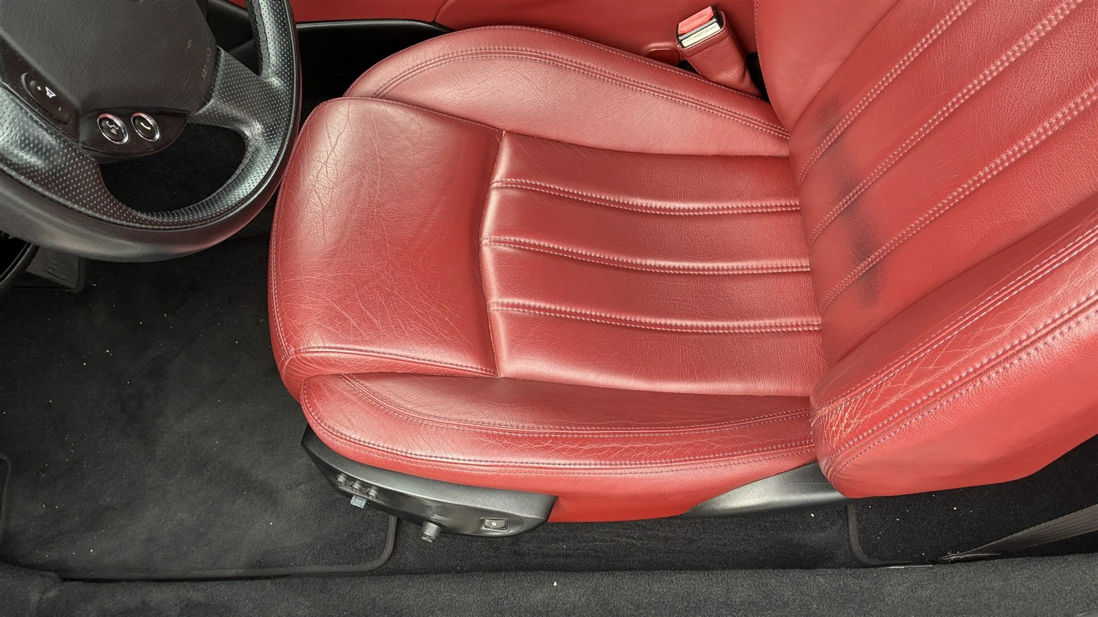 Maserati GranTurismo 4.2L Ferrari V8 + ZF Versnellingsbak — photo 10