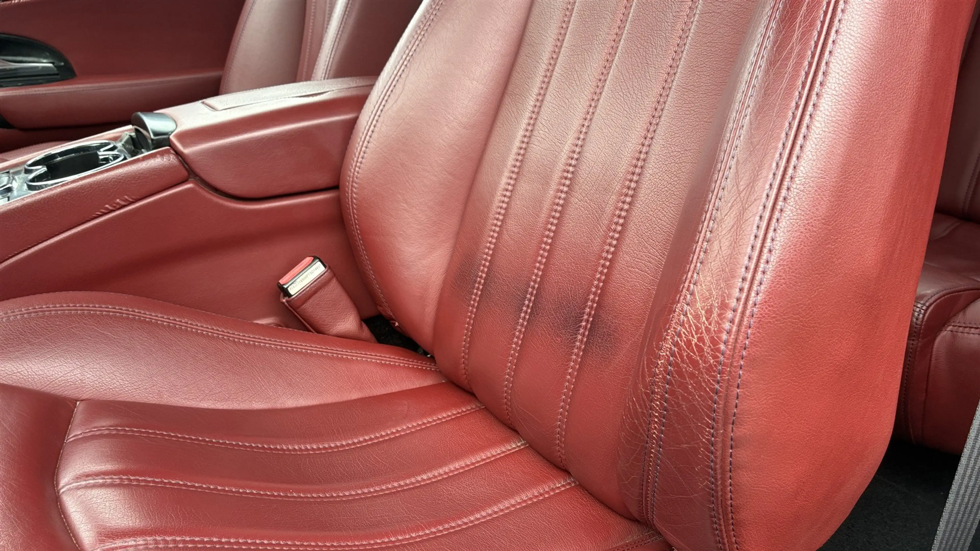 Maserati GranTurismo 4.2L Ferrari V8 + ZF Versnellingsbak — photo 11