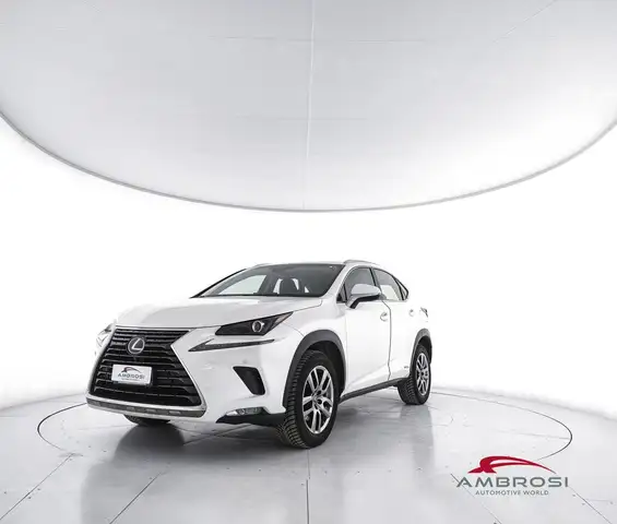 Lexus NX 300h Hybrid 4WD Executive
