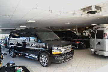 2500- 6,0 V8 Explorer Limited-9 Sitzer