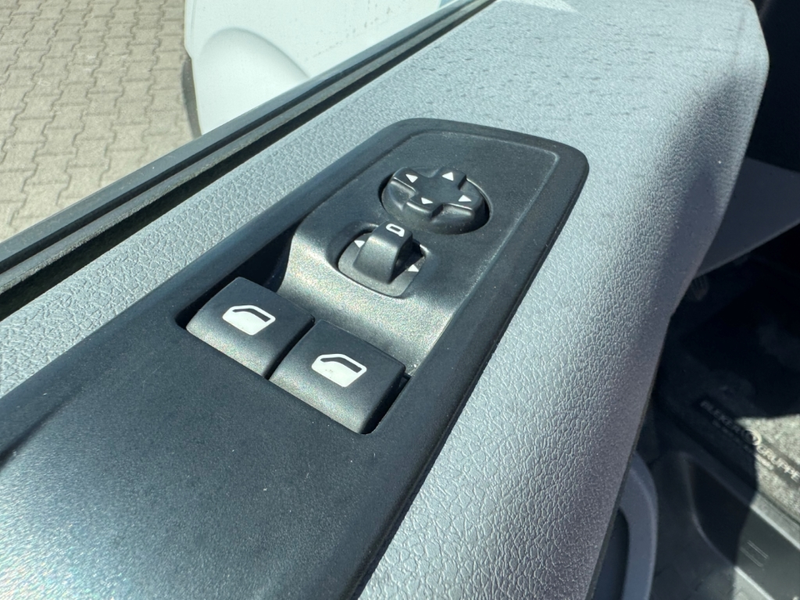 Citroen Jumpy Kasten Club XL Navi Apple CarPlay Android Auto Mus — photo 9