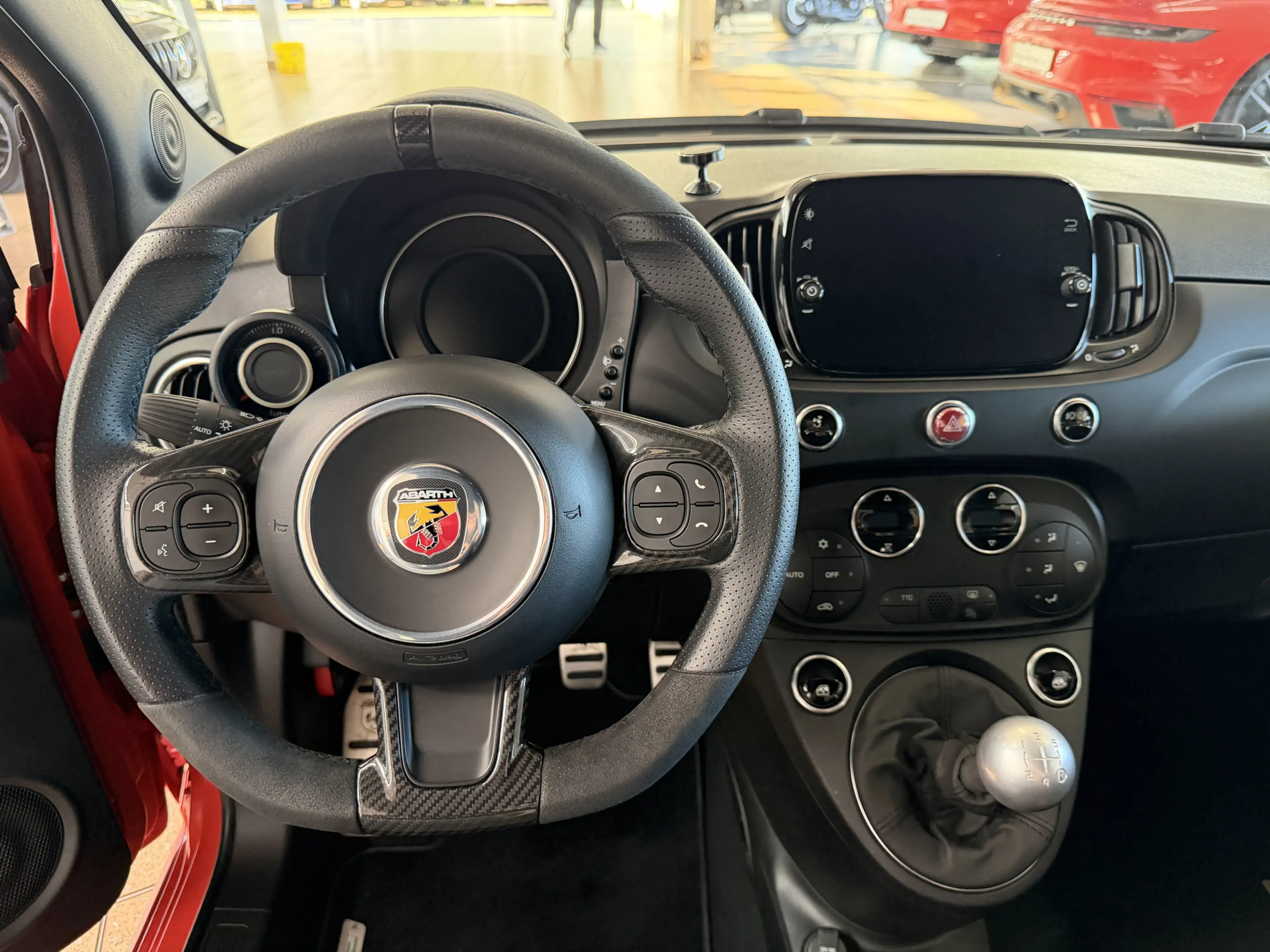 Abarth 695 Turisimo*TECH*CARPLAY*NAVi*RECORD-MONZA* — photo 10