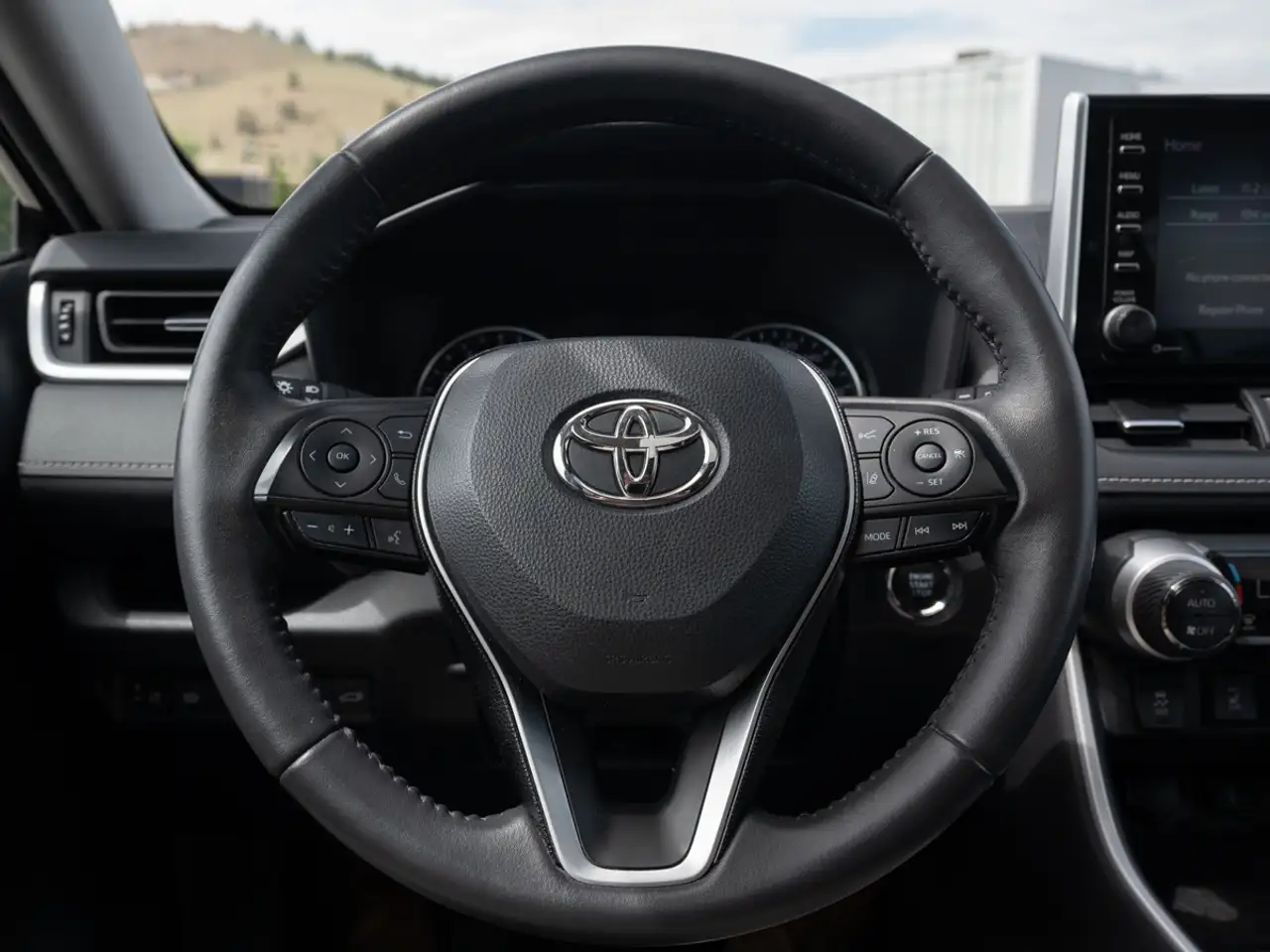 Toyota RAV 4 снимка Toyota RAV 4