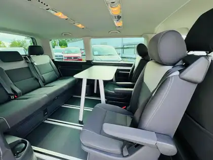 Annonce voiture d'occasion Volkswagen T5 Multivan - CARADIZE