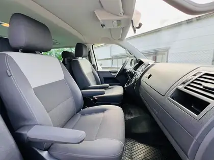 Annonce voiture d'occasion Volkswagen T5 Multivan - CARADIZE