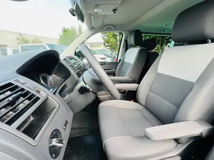 Annonce voiture d'occasion Volkswagen T5 Multivan - CARADIZE