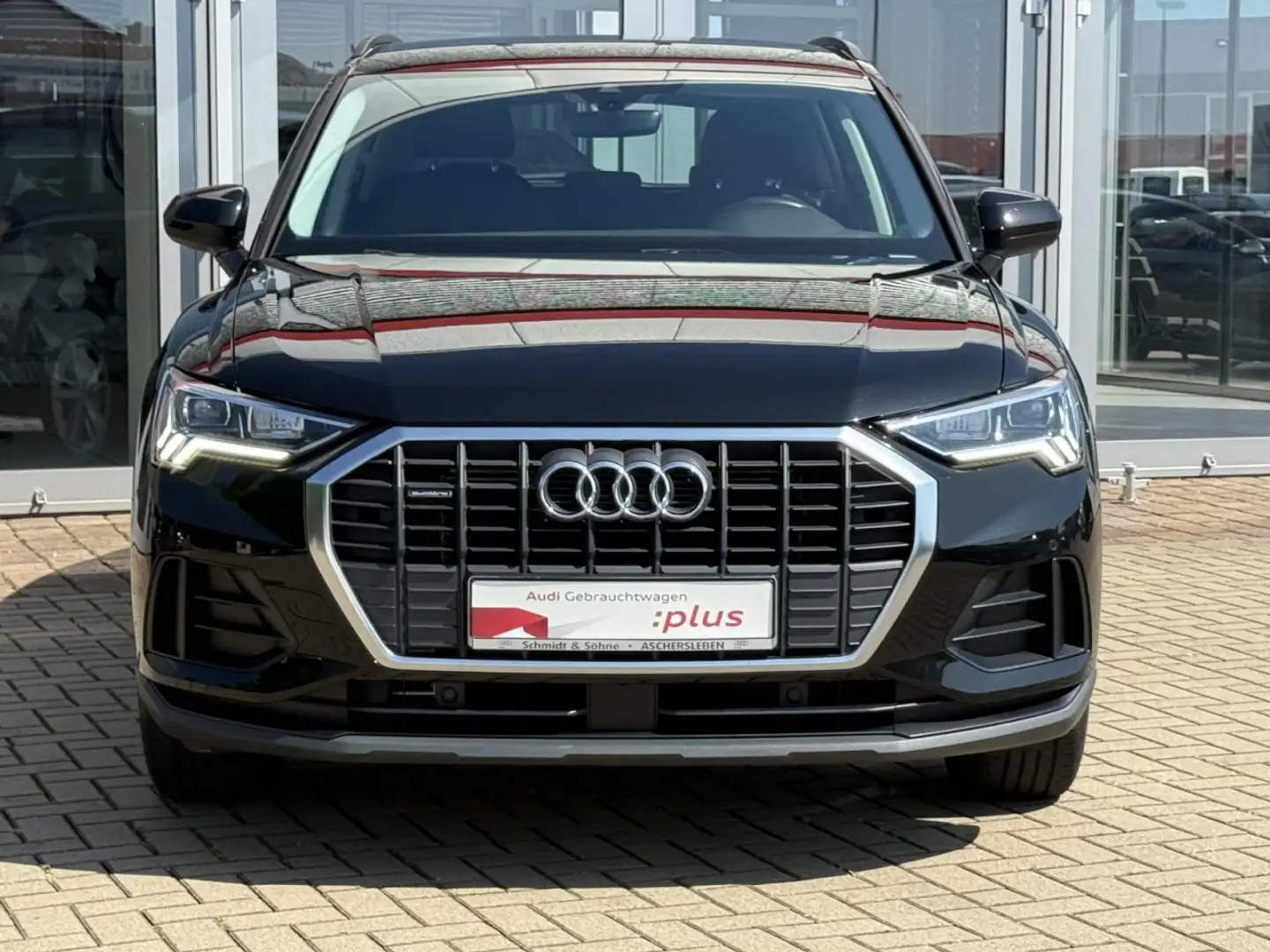 Audi Q3 40 2.0 TFSI quattro S-tronic LED, TOTW, EPH Klima Schwarz - 2