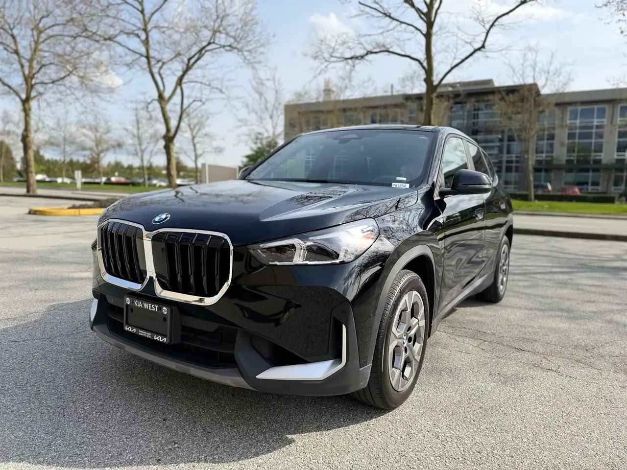 2025 BMW X1