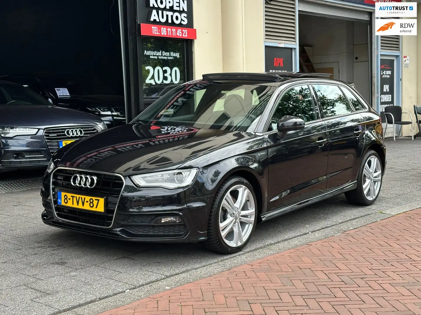 Audi A3 Sportback 1.4 TFSI S-Line G-tron Leer Navi Pano Чорний - 1
