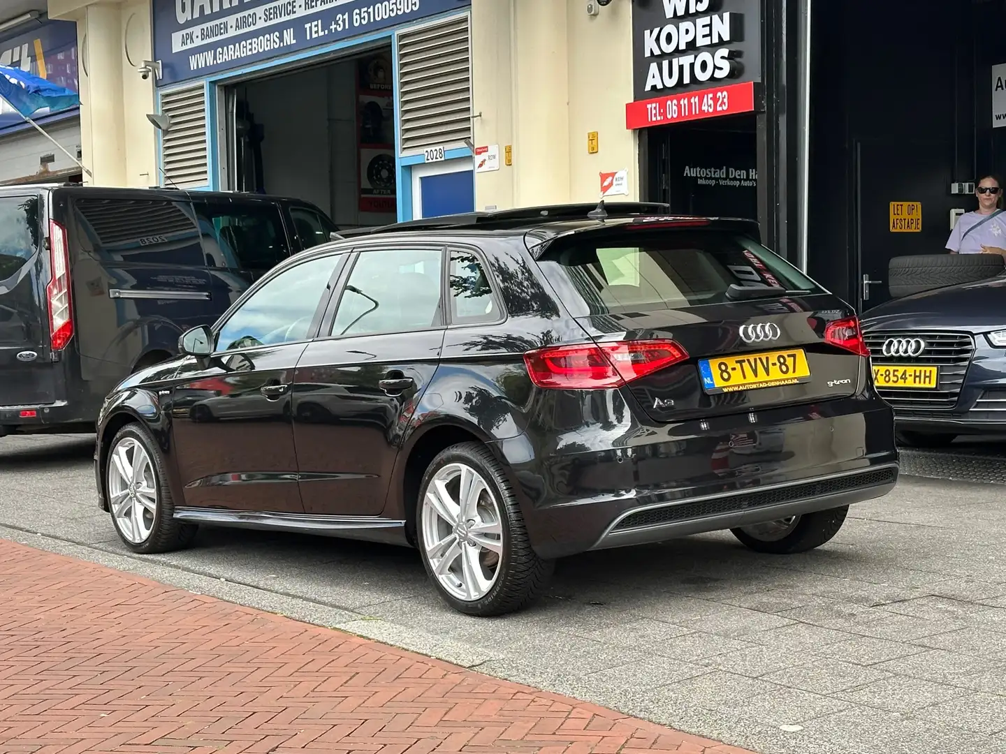 Audi A3 Sportback 1.4 TFSI S-Line G-tron Leer Navi Pano Чорний - 2