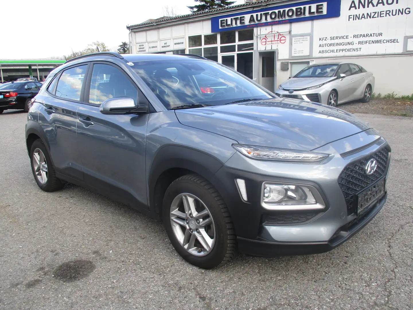 Hyundai KONA 1,6 CRDi 4WD  Aut. Grau - 1