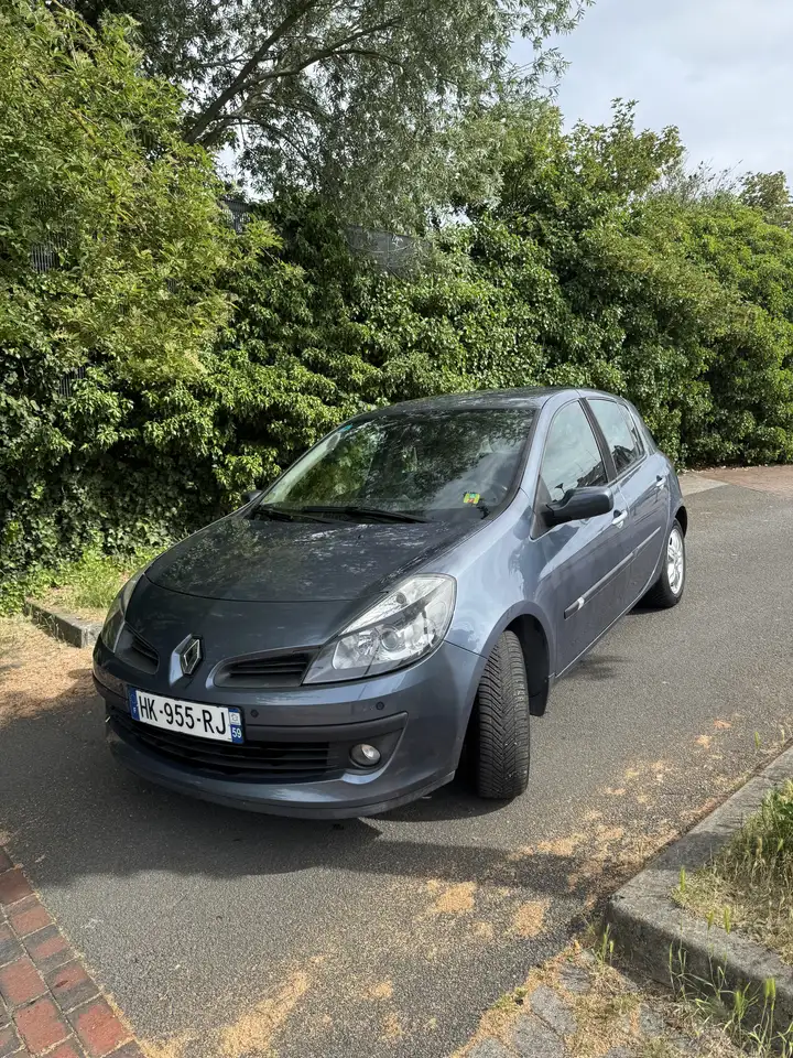 Renault Clio 1.4 16V 100 Authentique