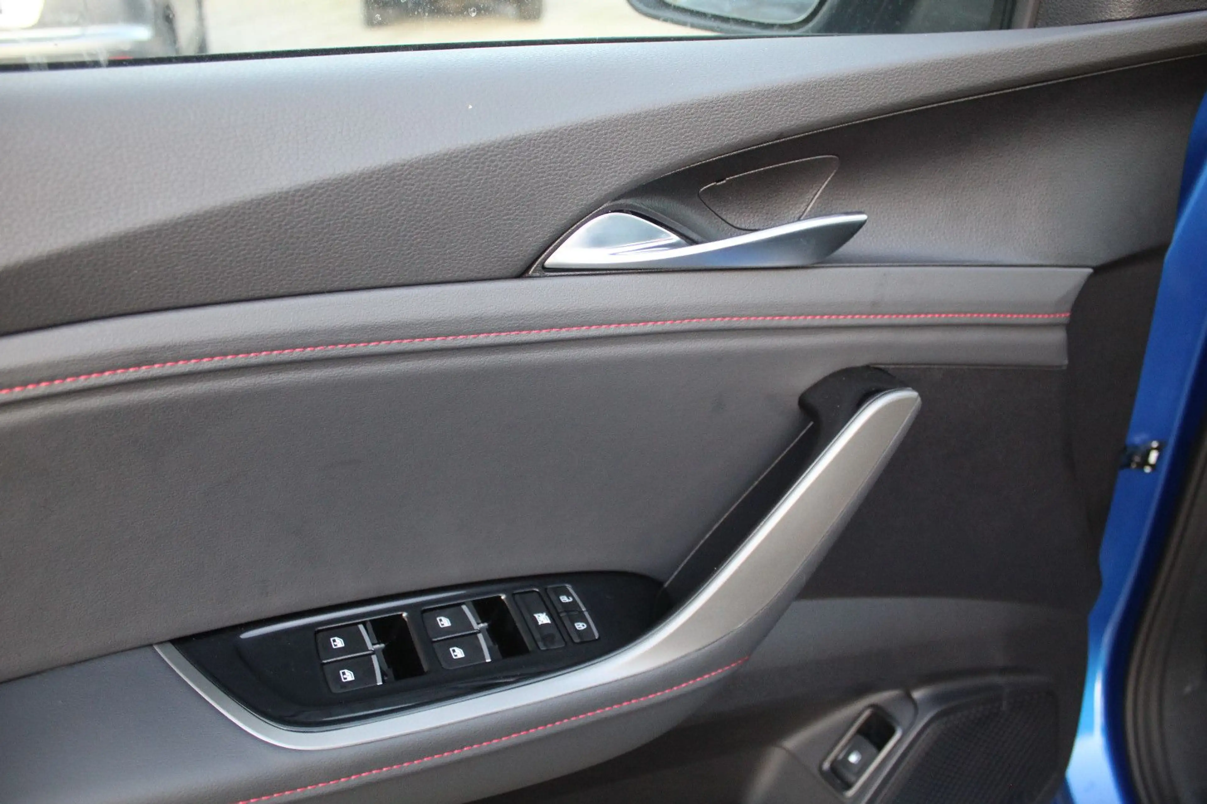 Maxus T90 T60 MAX 2.0 DIESEL Automatik (inkl. AHK) — photo 11
