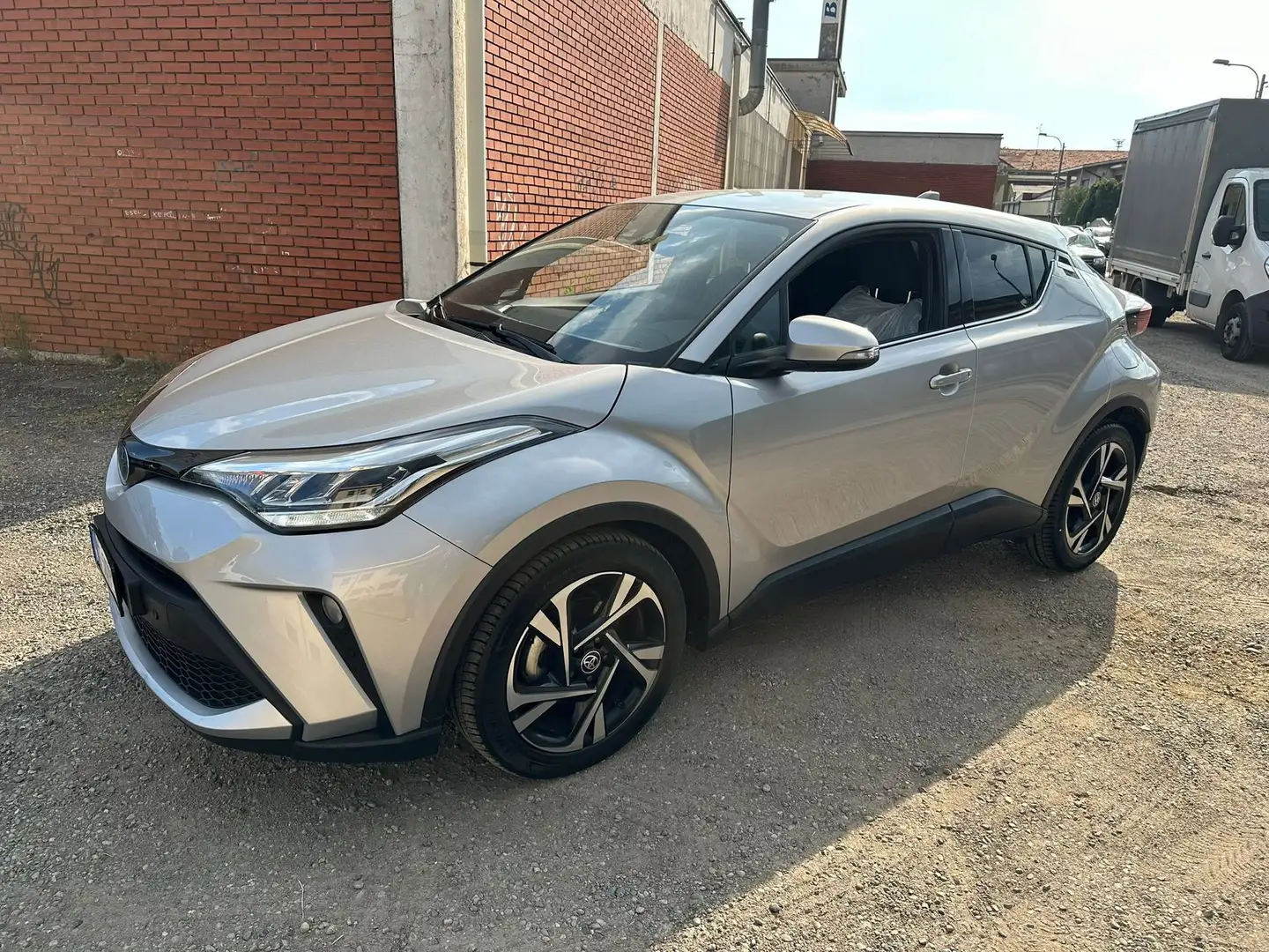 Toyota C-HR 2.0 Hybrid E-CVT Morebusiness Argento - 2