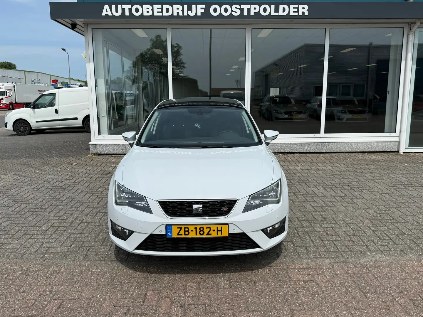 SEAT Leon 1.4 TSI FR Business Wit - 2