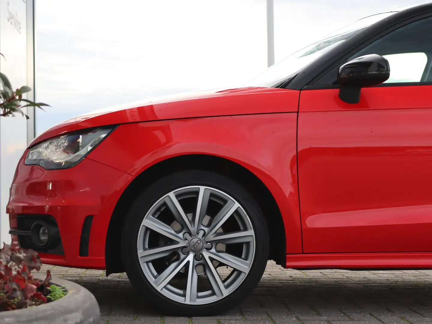 Audi A1 Sportback 1.2 TFSI 85 pk Pro Line S | Xenon | Blue Rouge - 2