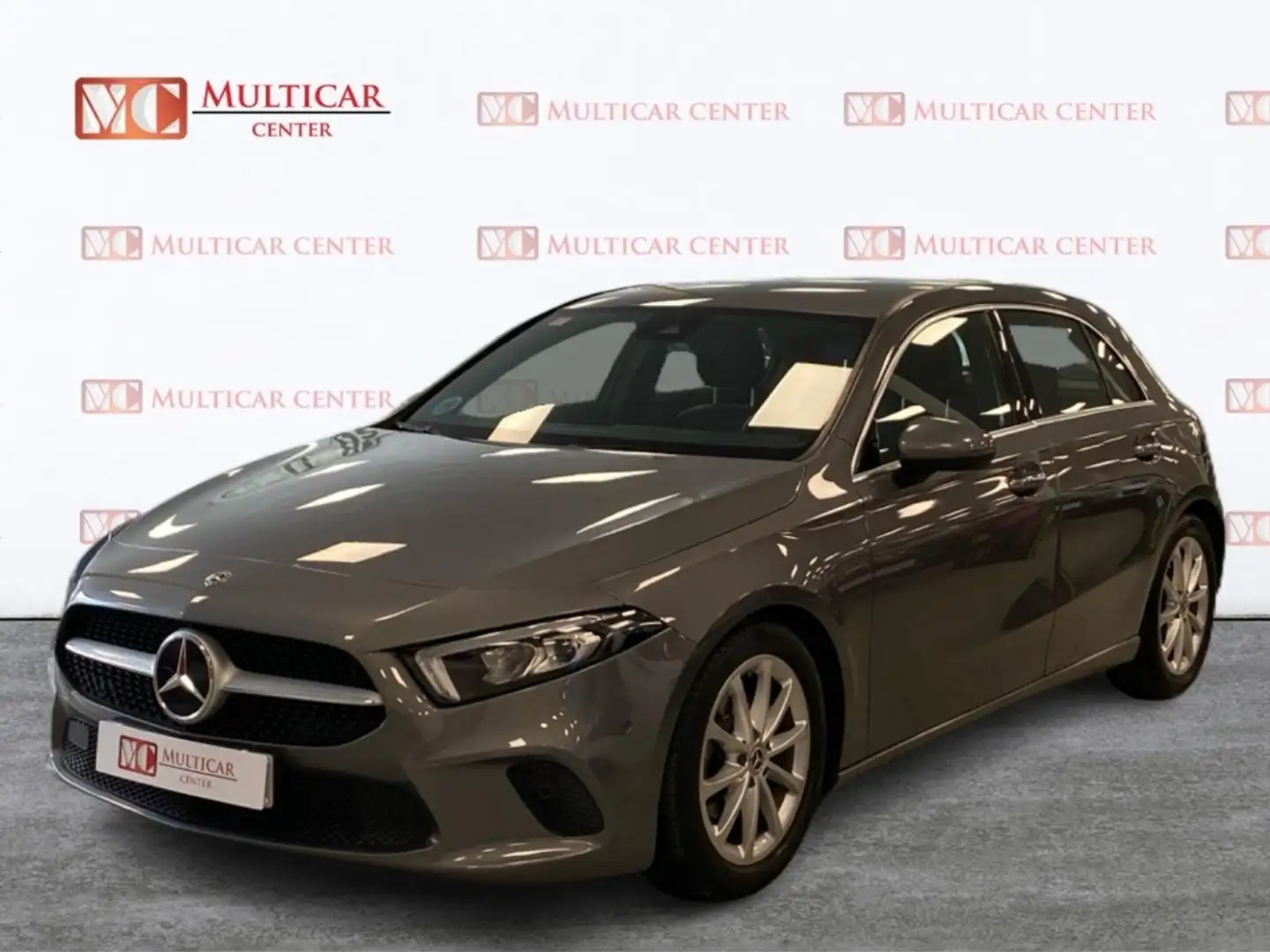 Mercedes-Benz A 180 A-CLASS 1.3 5P Gris - 1