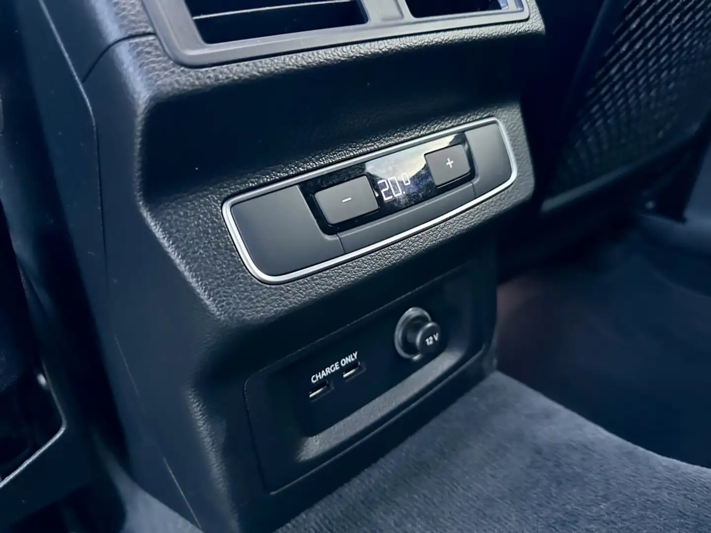 Audi Q5 Sportback 40 TDI quattro-ultra S line S tronic 150 Blanc - 2